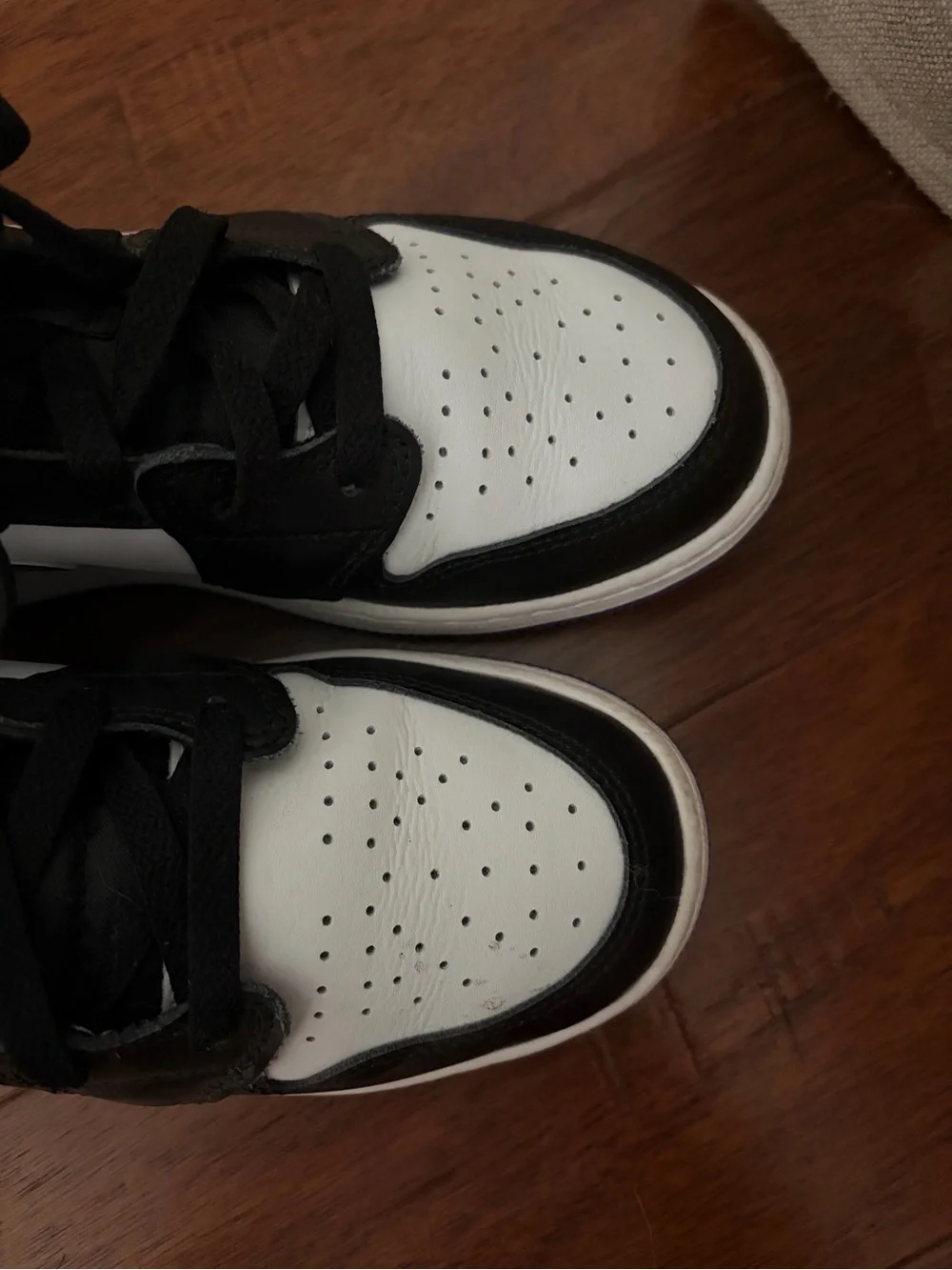 Jordan Kids Black, White & Purple High-Top Sneakers